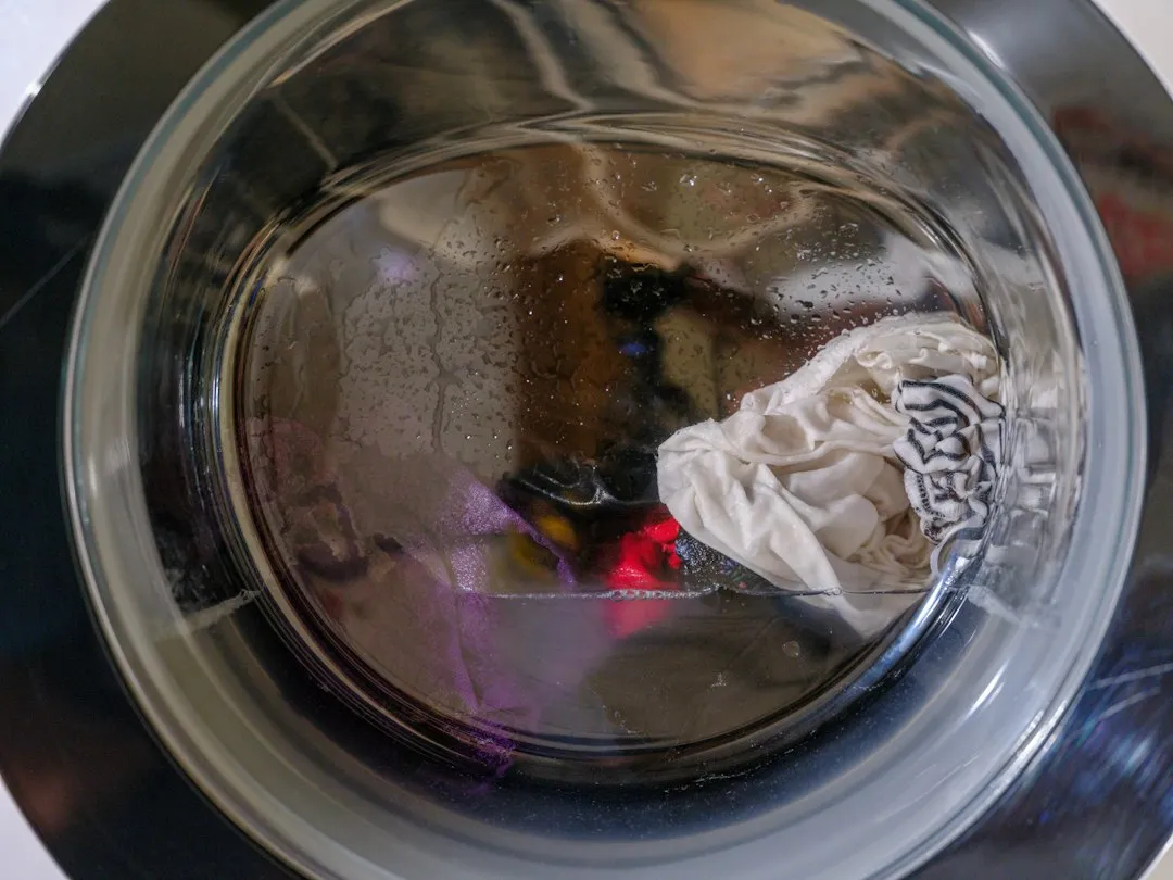 手机稳定器、自拍杆与三脚架怎么选？短视频创作者设备搭配方案解析
